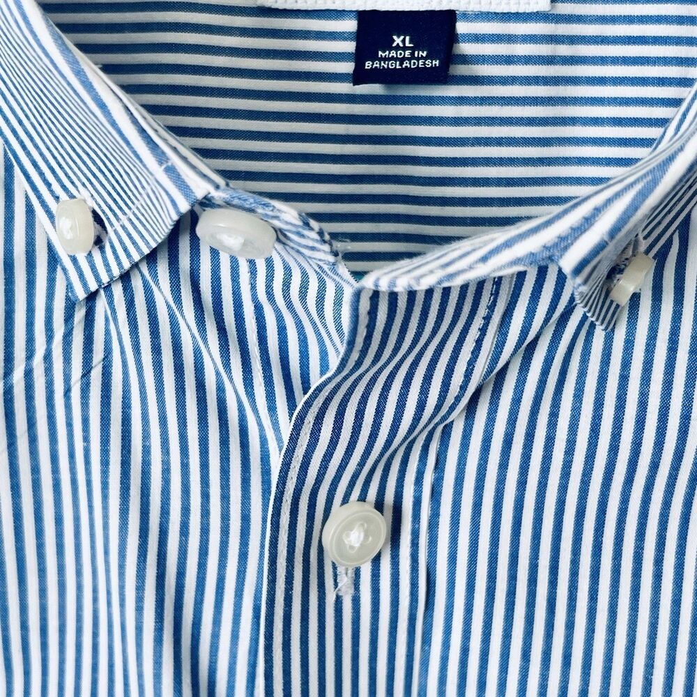 Club Room Men’s Striped Button Down Shirt Size XL Blue White Long Sleeves